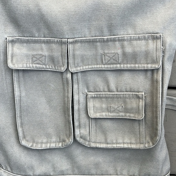 Fishing Hunting or Travel Vest - Picture 5 of 13